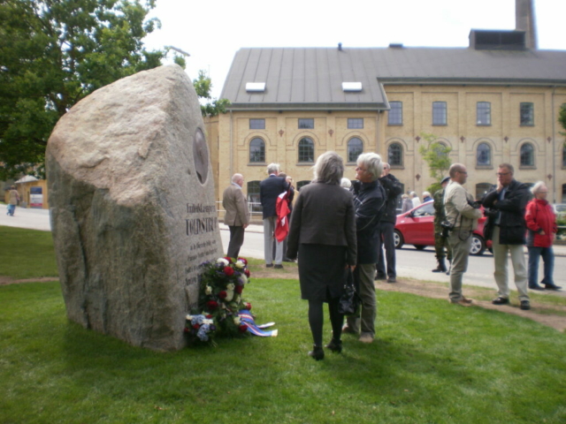 Indvielse af mindesten for "Toldstrup". 2013
